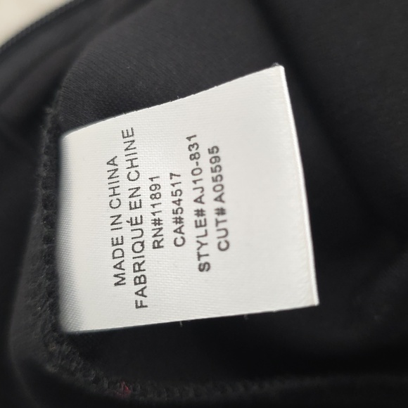 ALI & JAY Women Ponte Jumpsuit Bell Split Sleeve M - Picture 12 of 14